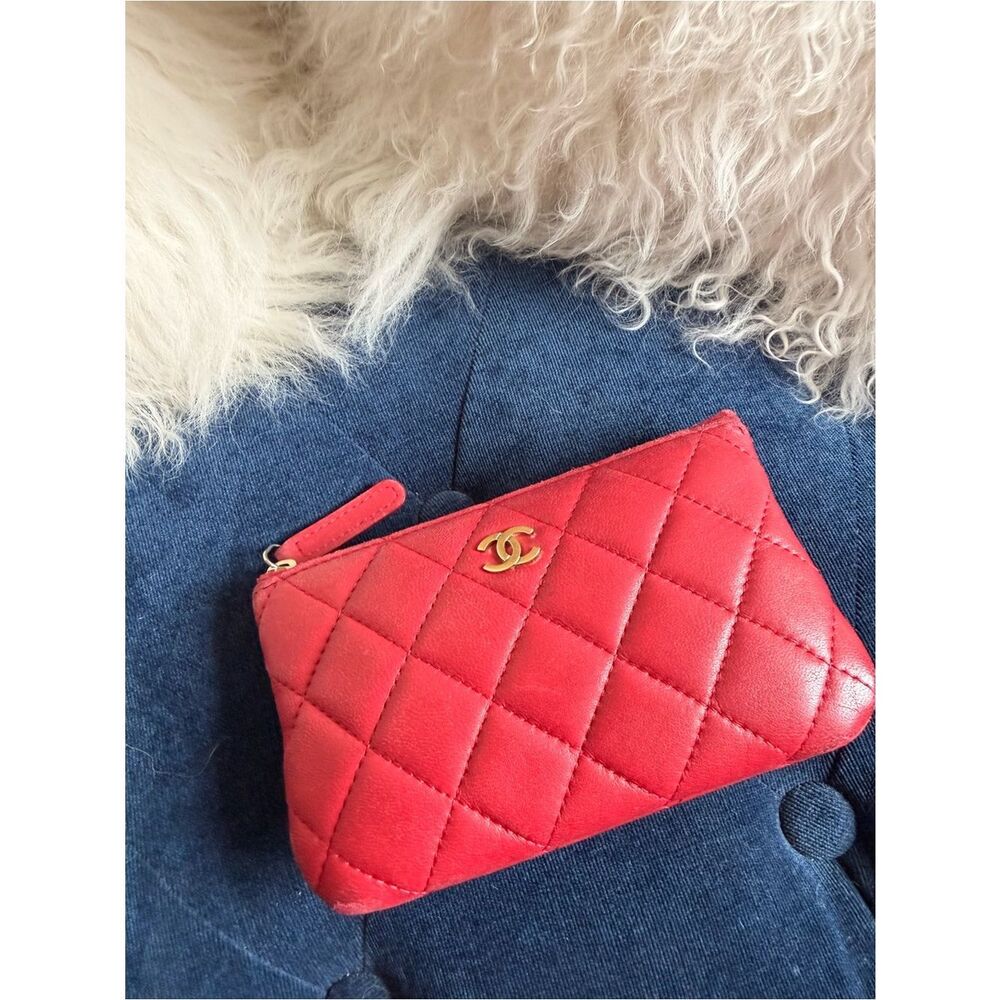 CHANEL Red Quilted Leather Zip Pouch with Gold CC